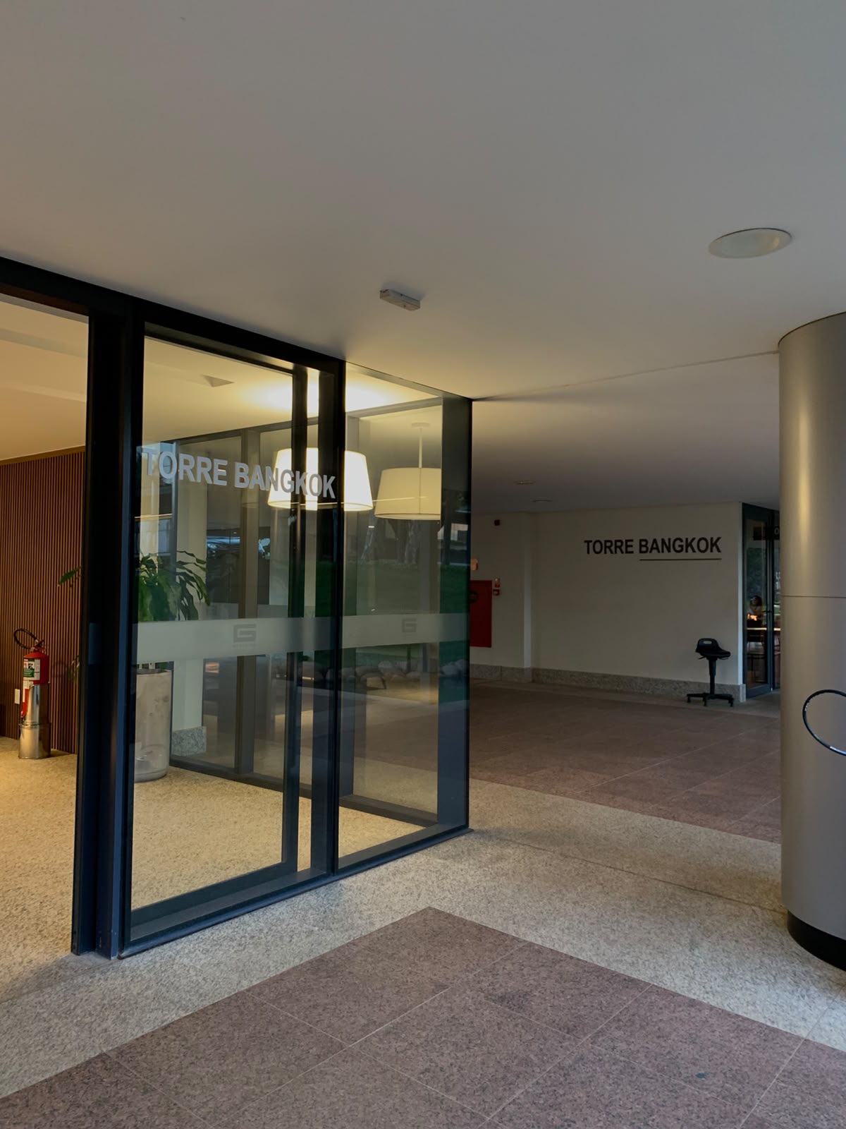 Entrada da Torre Bangkok